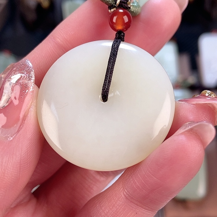 【闪购商品】和田玉颈饰未镶嵌