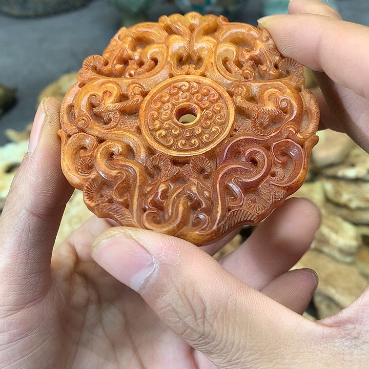 和田玉（糖玉）未镶嵌挂件