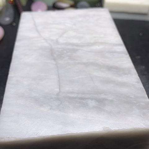 贝***马和田玉未镶嵌摆件