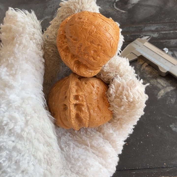 文玩核桃吊坠南瓜墩雕刻