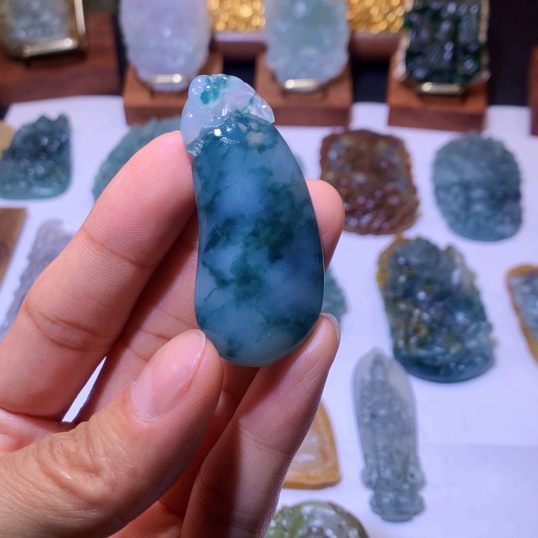 z***z翡翠未镶嵌挂件瓜瓜