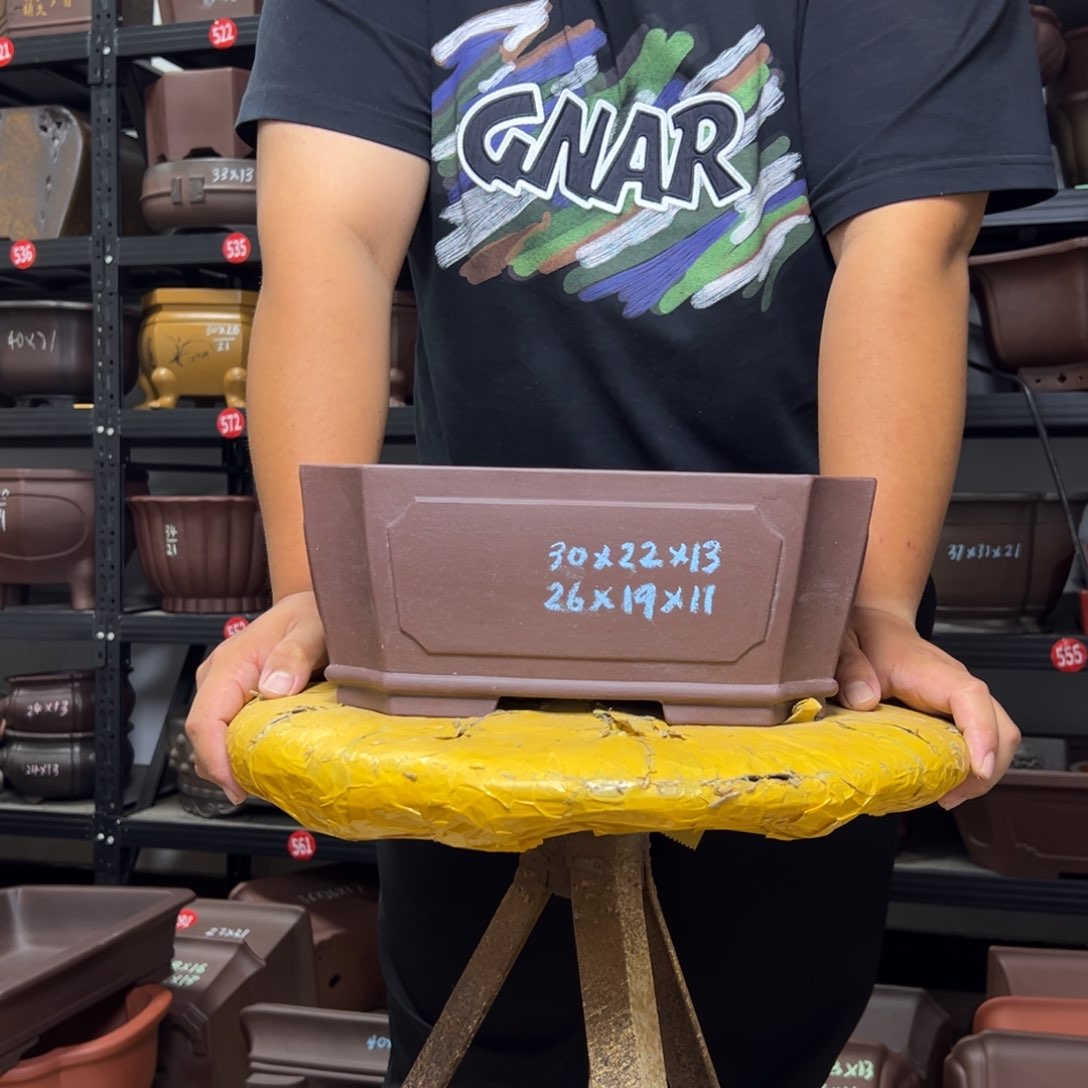 紫砂花盆呜呜呜呜