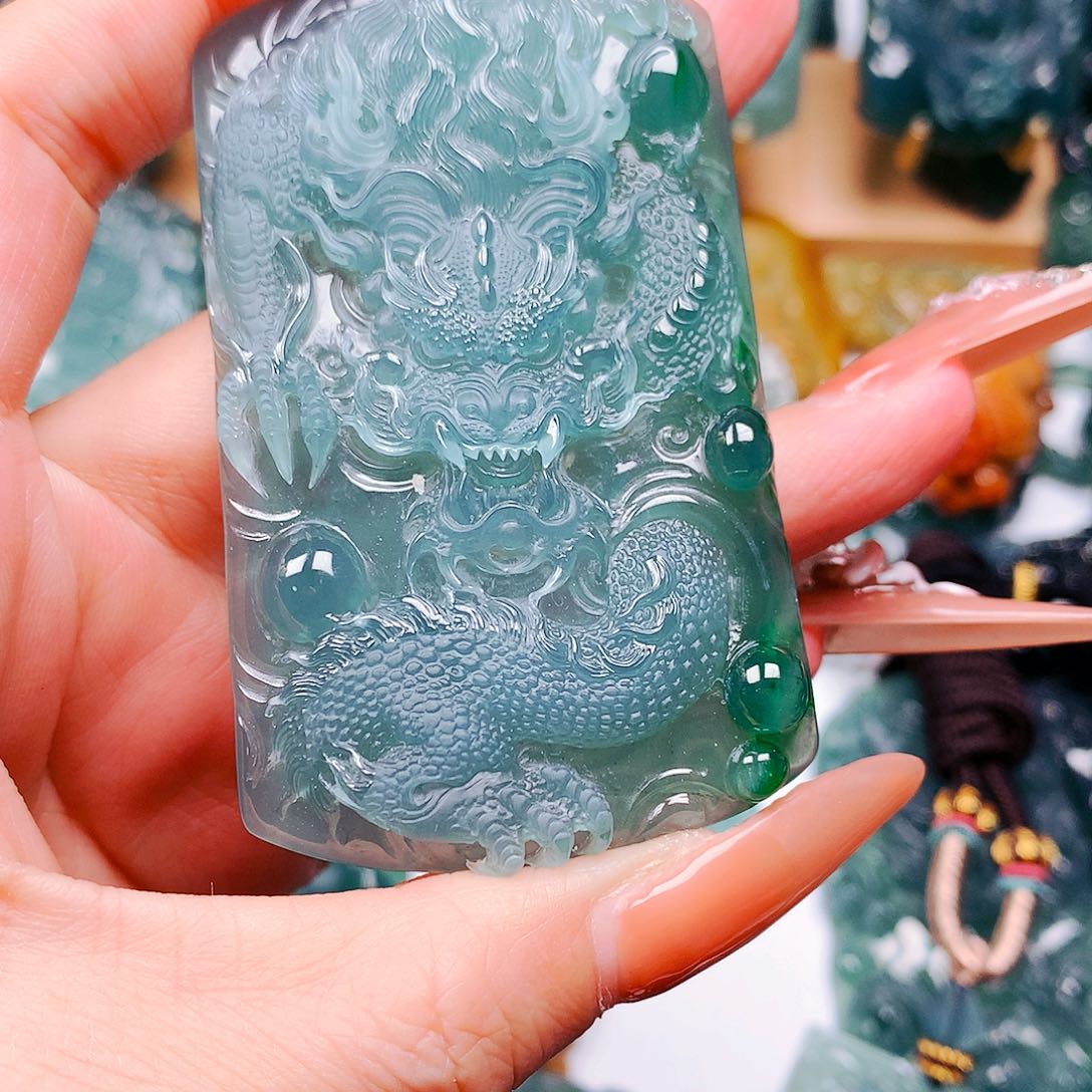 【闪购商品】翡翠颈饰未镶嵌3***c纯天然A货翡翠