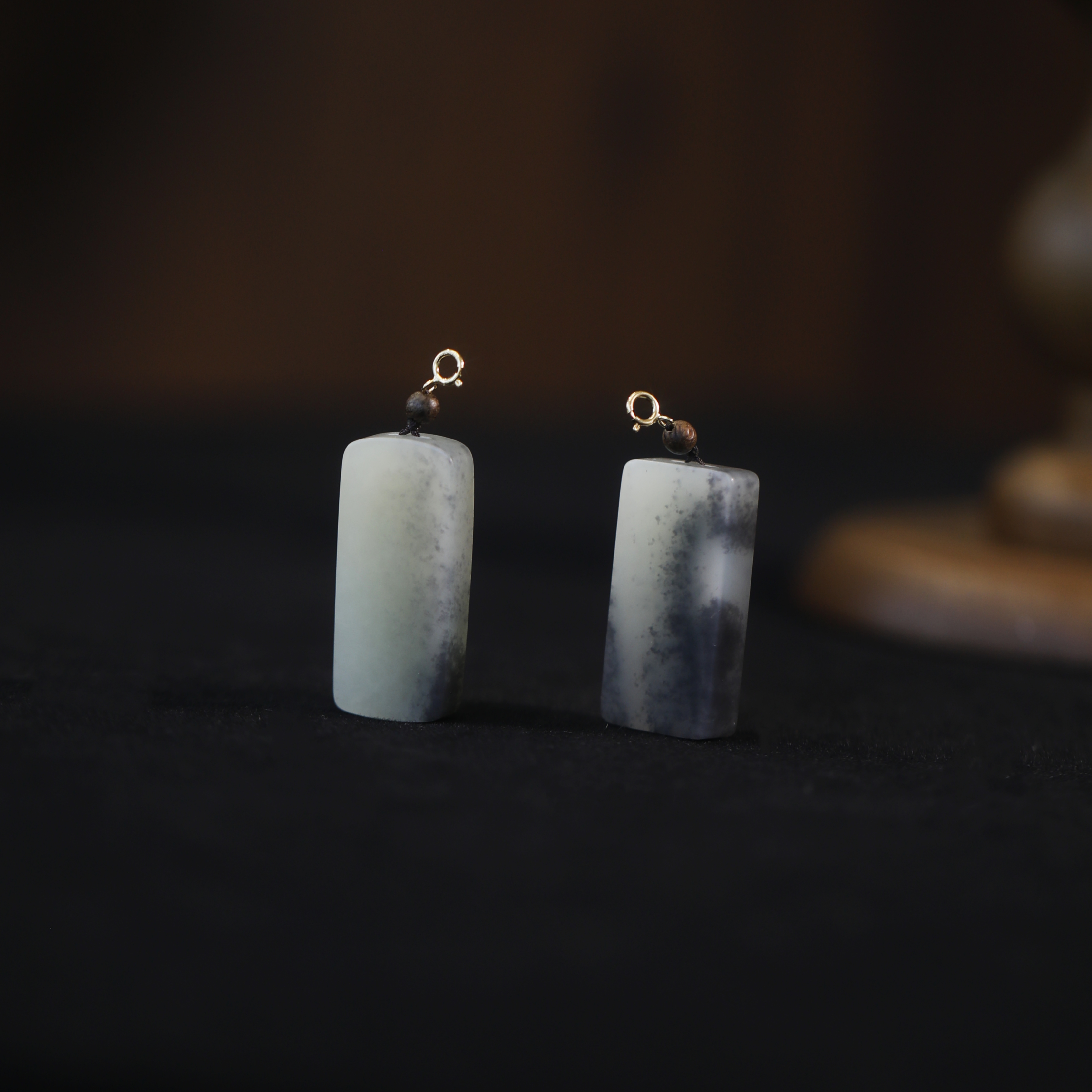 麦麦【玄墨】天然和田玉青花+18K 吊坠 多样性发一