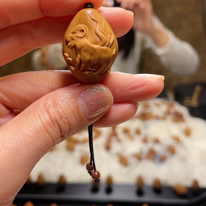 橄榄核吊坠橄榄核