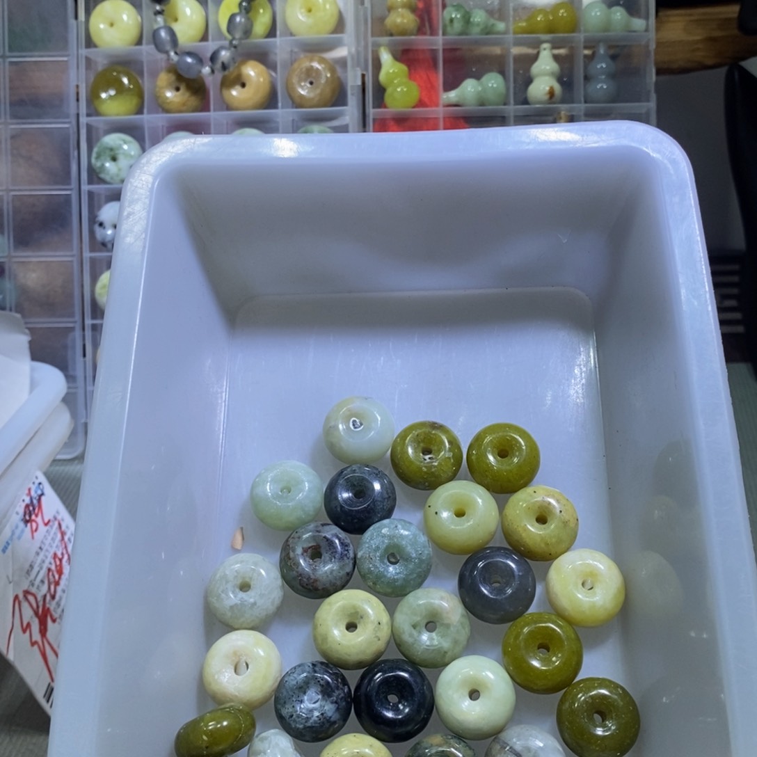 合金蛇纹石玉颈饰221