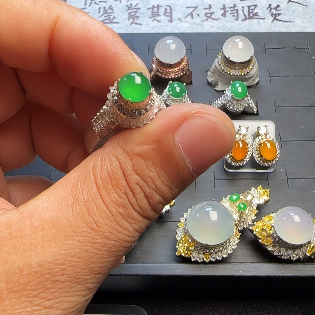 翡翠未镶嵌戒指天然缅甸