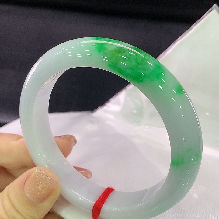 翡翠手镯未镶嵌正圈58