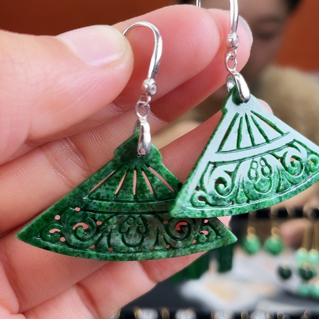 翡翠银S925镶嵌耳饰