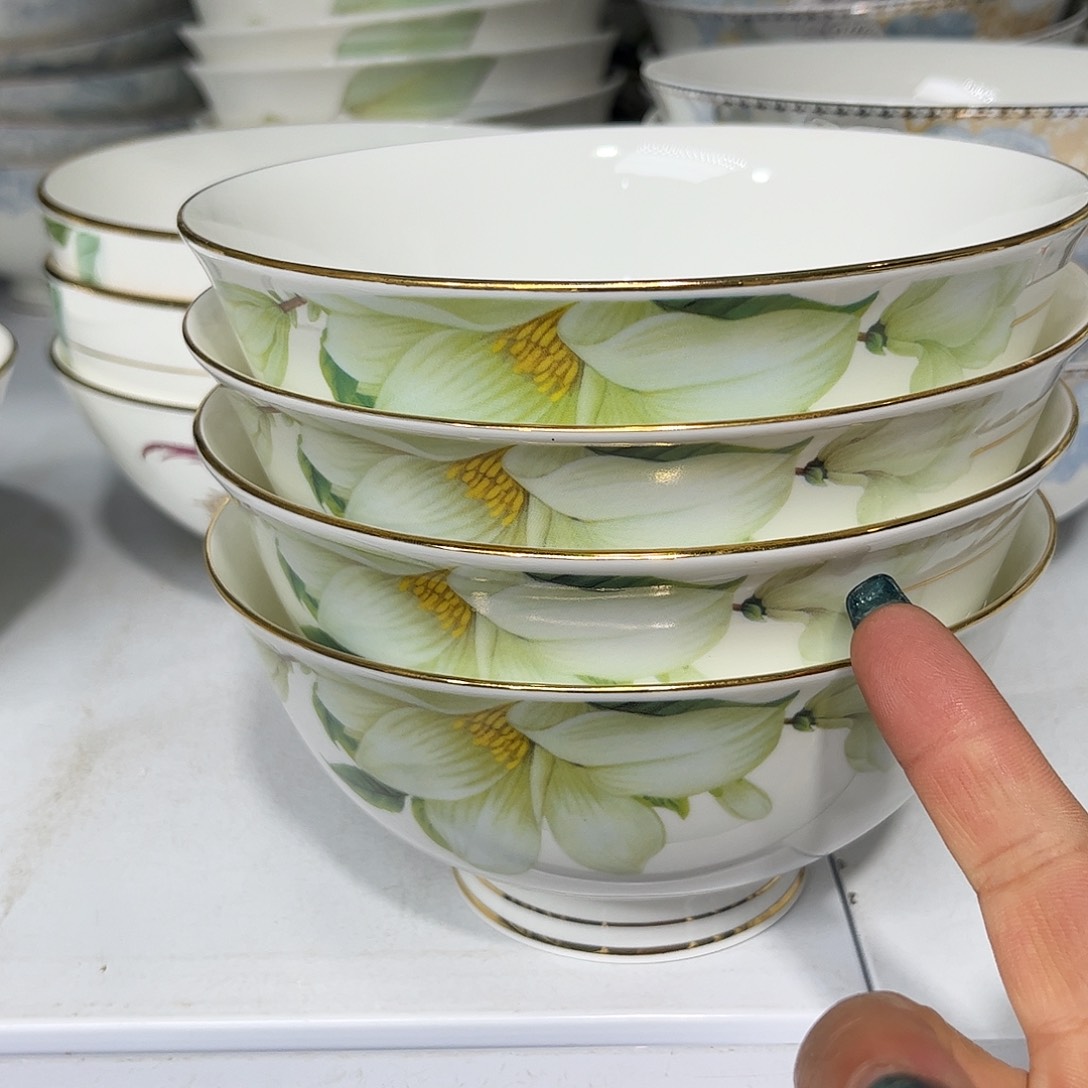 瓷片百合六寸面碗四个微瑕