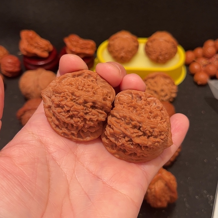 把件文玩核桃满天星40全品