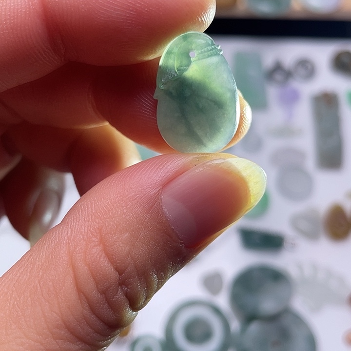 定制翡翠未镶嵌冰飘花钱袋