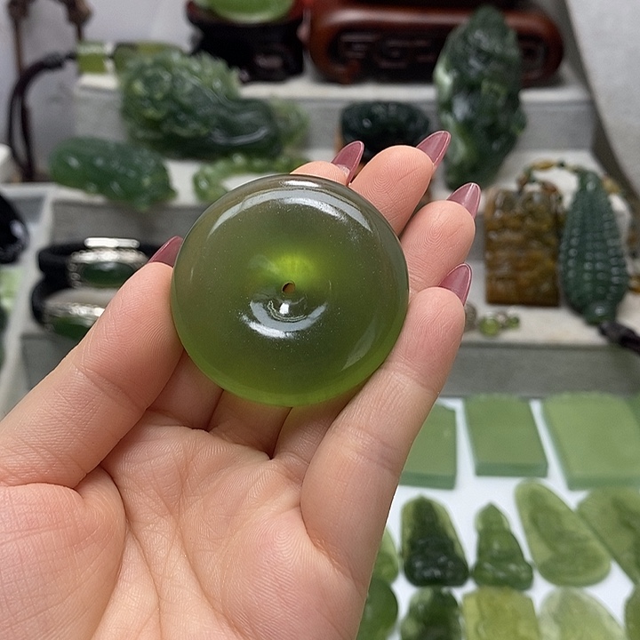 蛇纹石玉未镶嵌挂件森*