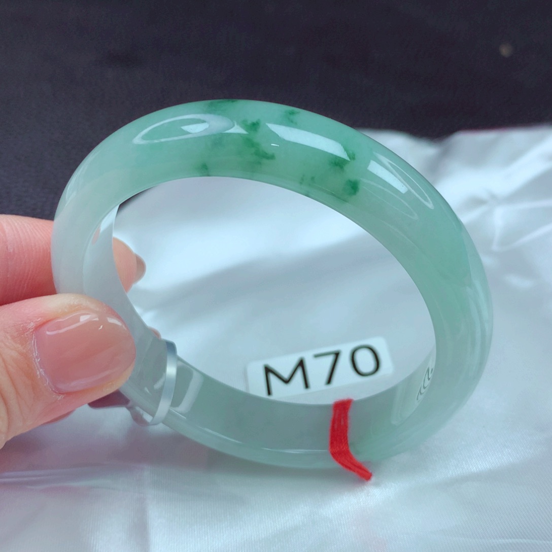 翡翠手镯未镶嵌手镯88