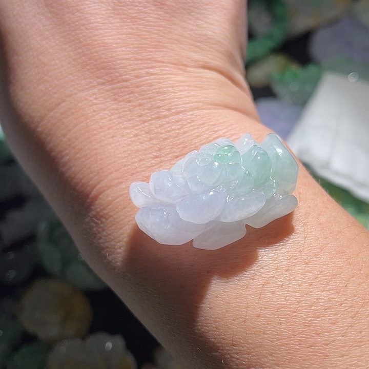 颈饰未镶嵌翡翠天