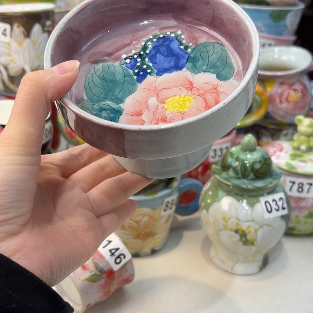 瓷片兔兔好可爱啊我