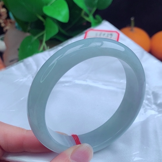 翡翠手镯未镶嵌    正圈58-59 天空蓝 轮胎