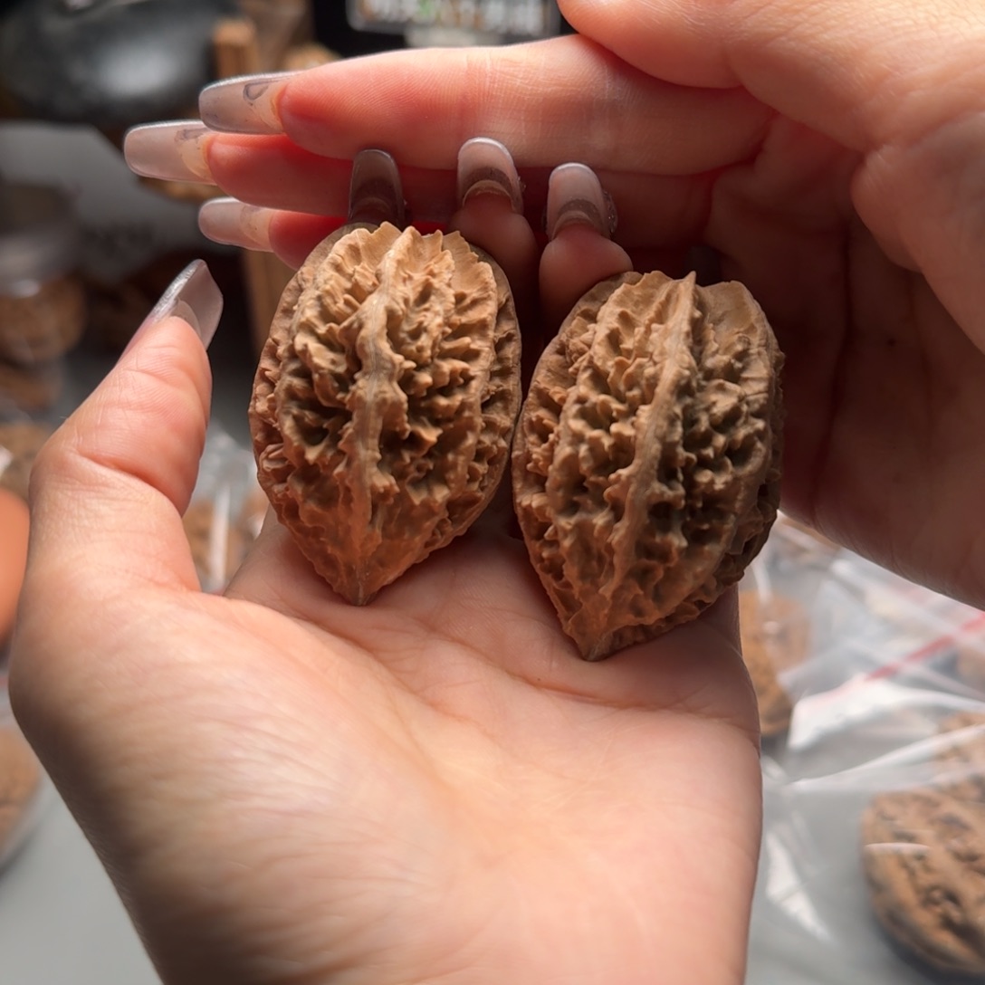 文玩核桃把件关东木子楸百核142