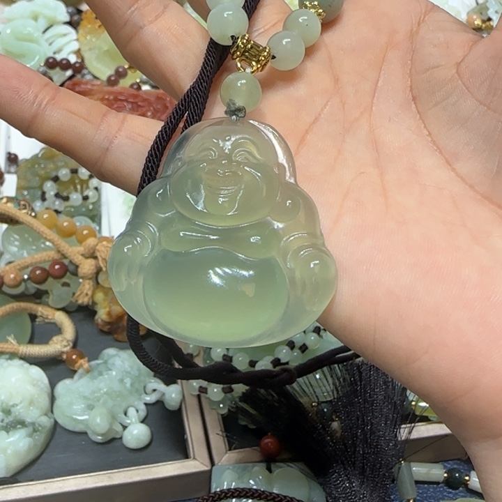 蛇纹石玉未镶嵌吊坠