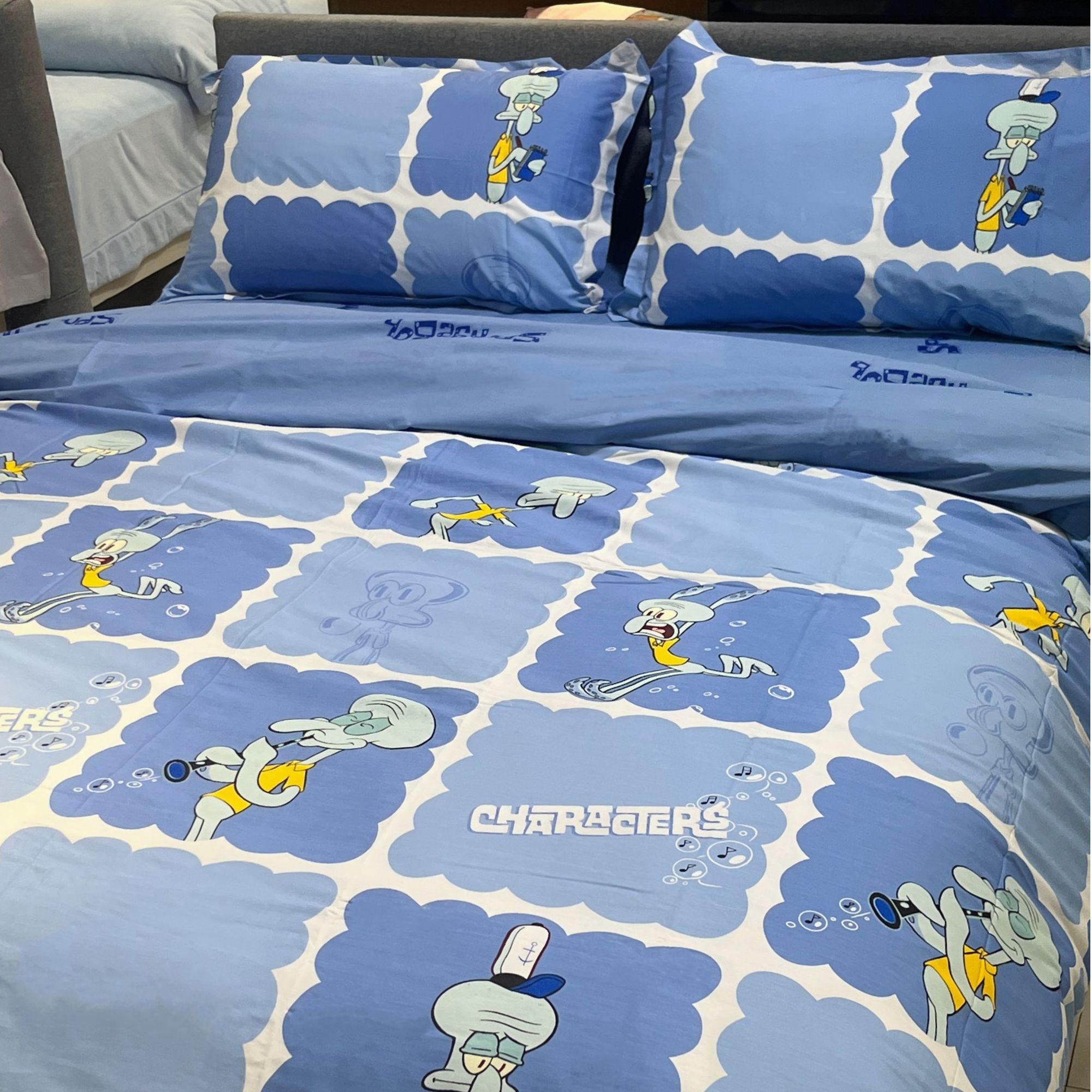 新款时尚简约风蓝色格子海绵宝宝印花棉四件套