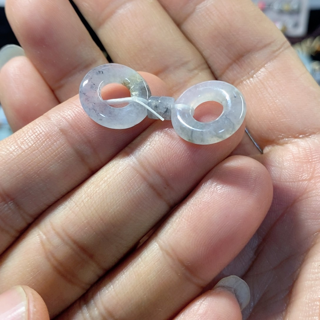 翡翠吊坠(不含链)未镶嵌缅甸翡翠A货甜甜圈有瑕疵