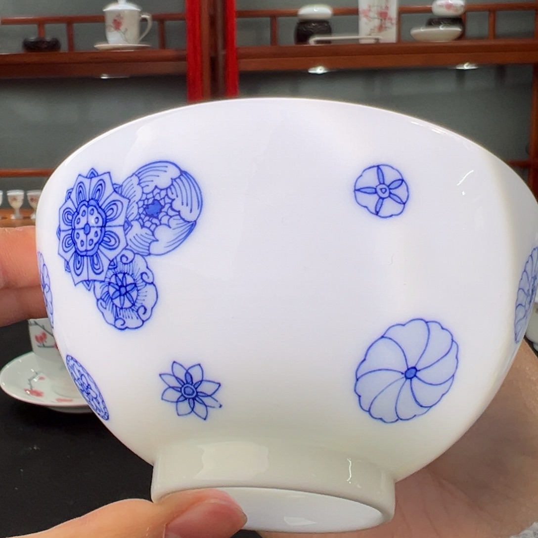青花皮球花主人杯