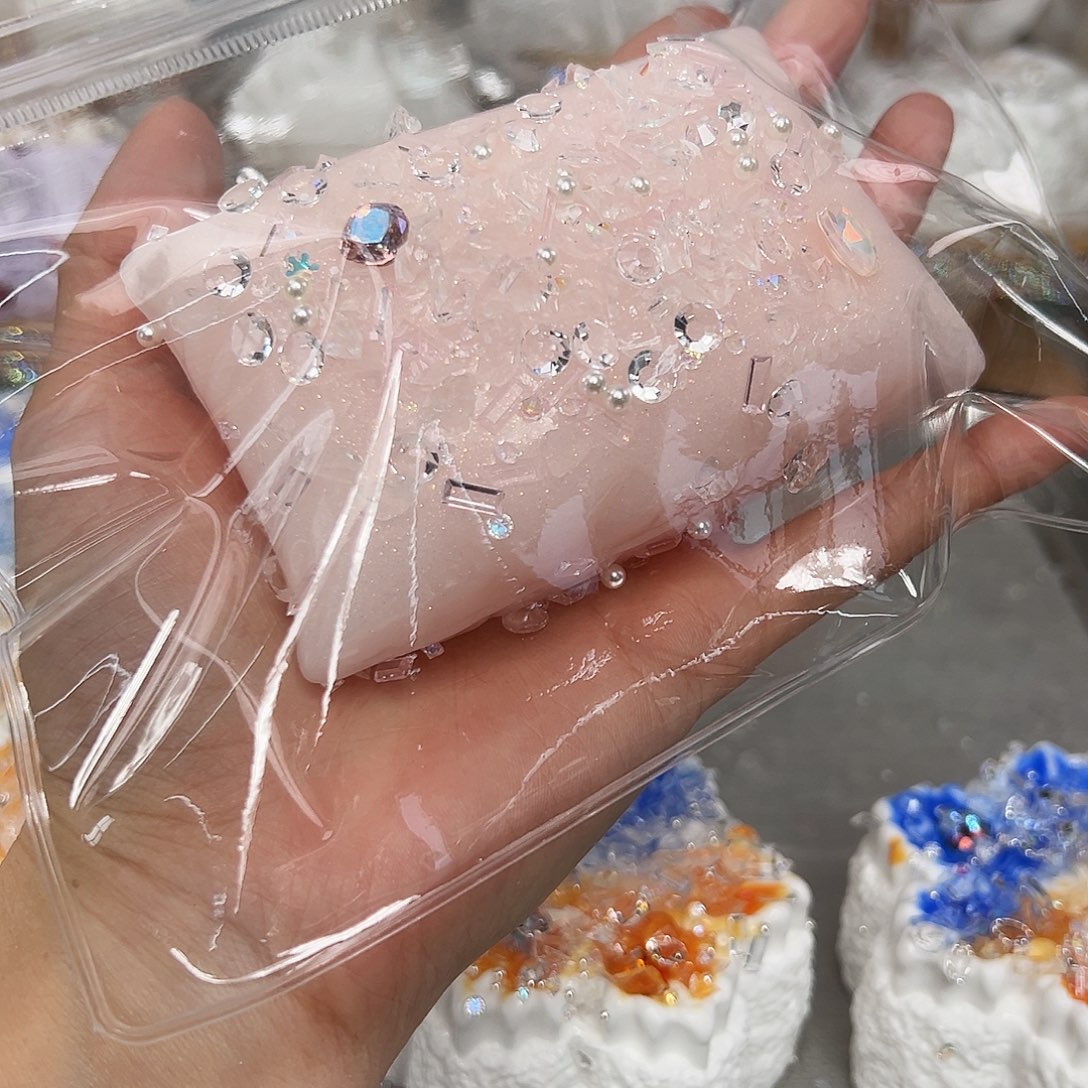 硅胶夜光鎏金粉大号枕头220g