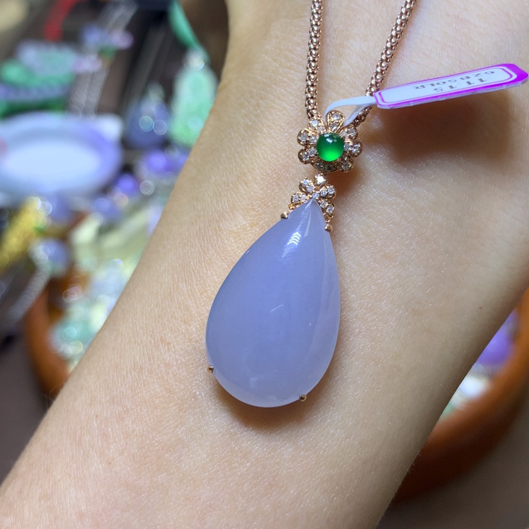 【闪购商品】翡翠颈饰18K金镶嵌翡翠