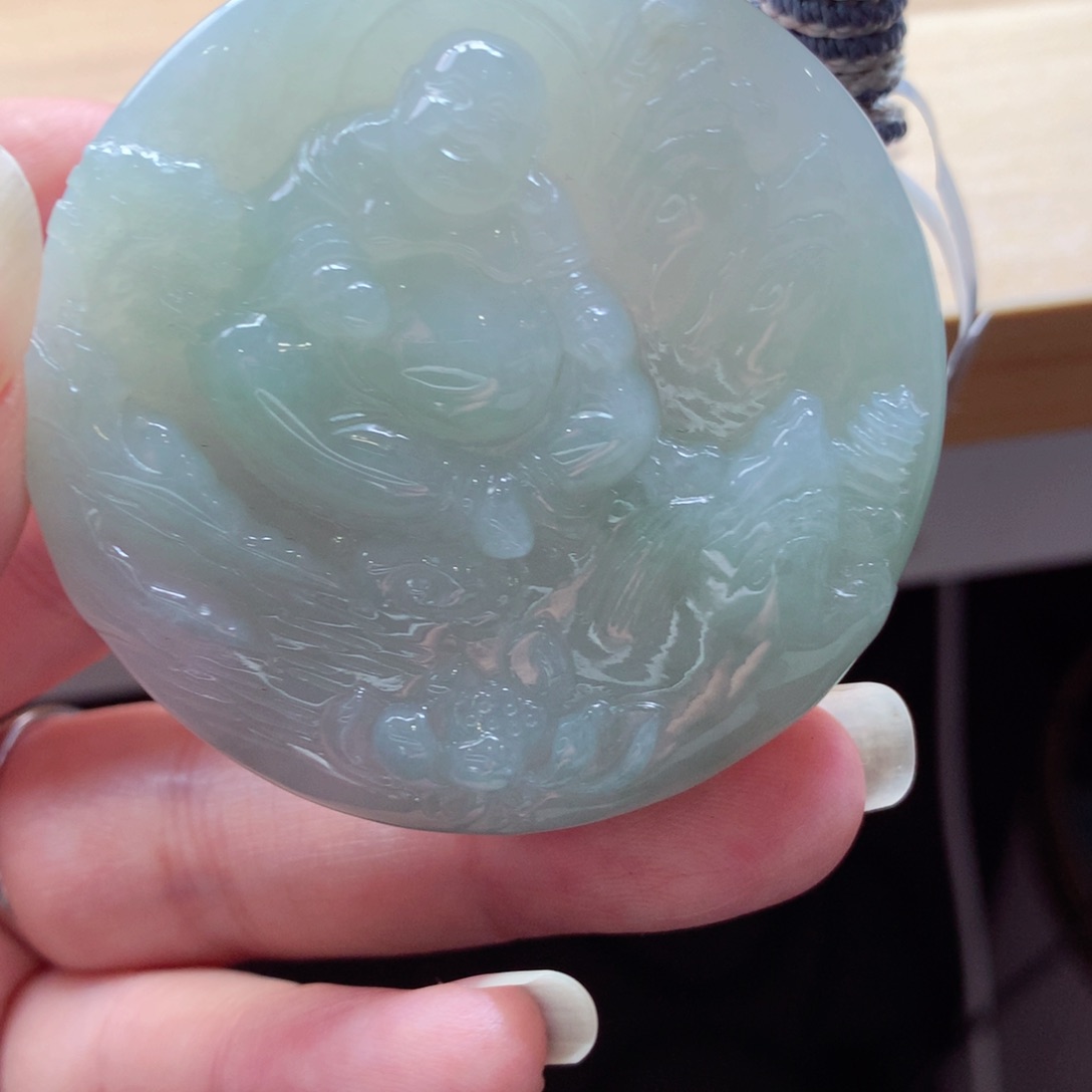 翡翠颈饰未镶嵌吊坠