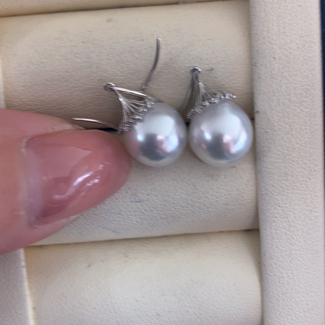 海水珍珠耳饰18K金镶嵌