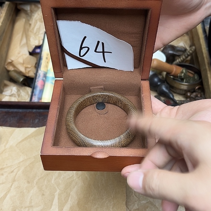 大叶紫檀（黑酸枝木类）