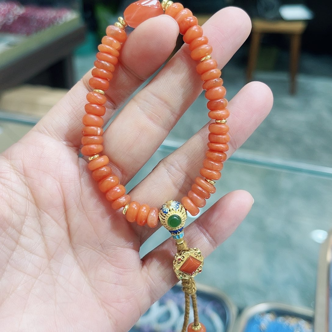 南红玛瑙手链未镶嵌手串