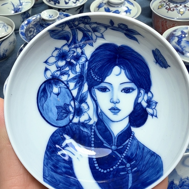 杯手绘青花美女普洱杯