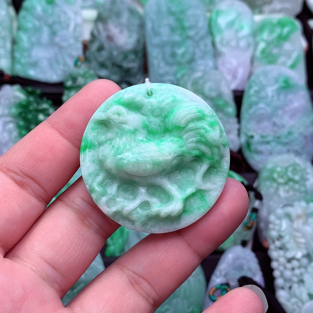 翡翠吊坠(不含链)未镶嵌