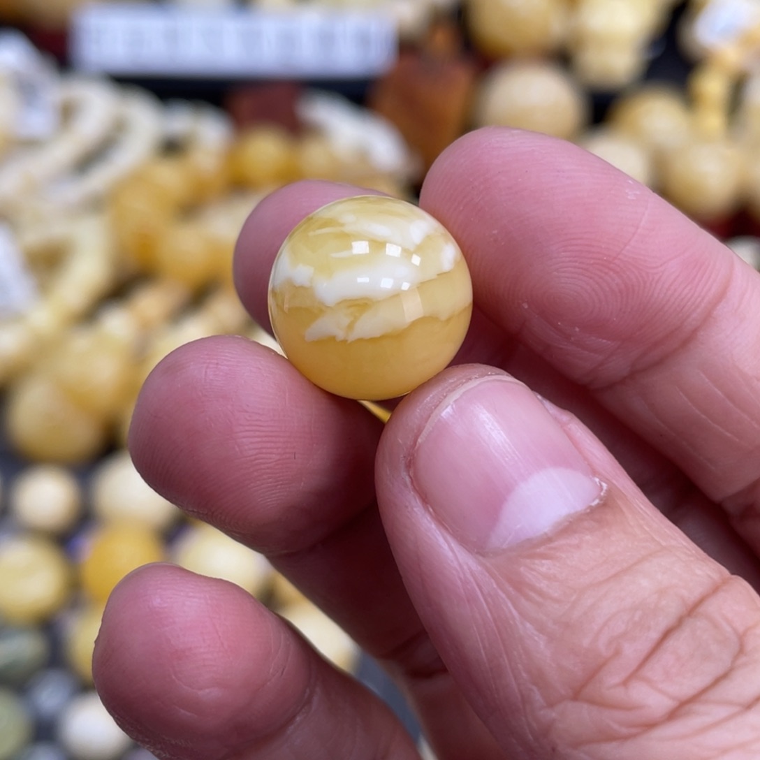 琥珀珠宝奇石未镶嵌14.8mm平头