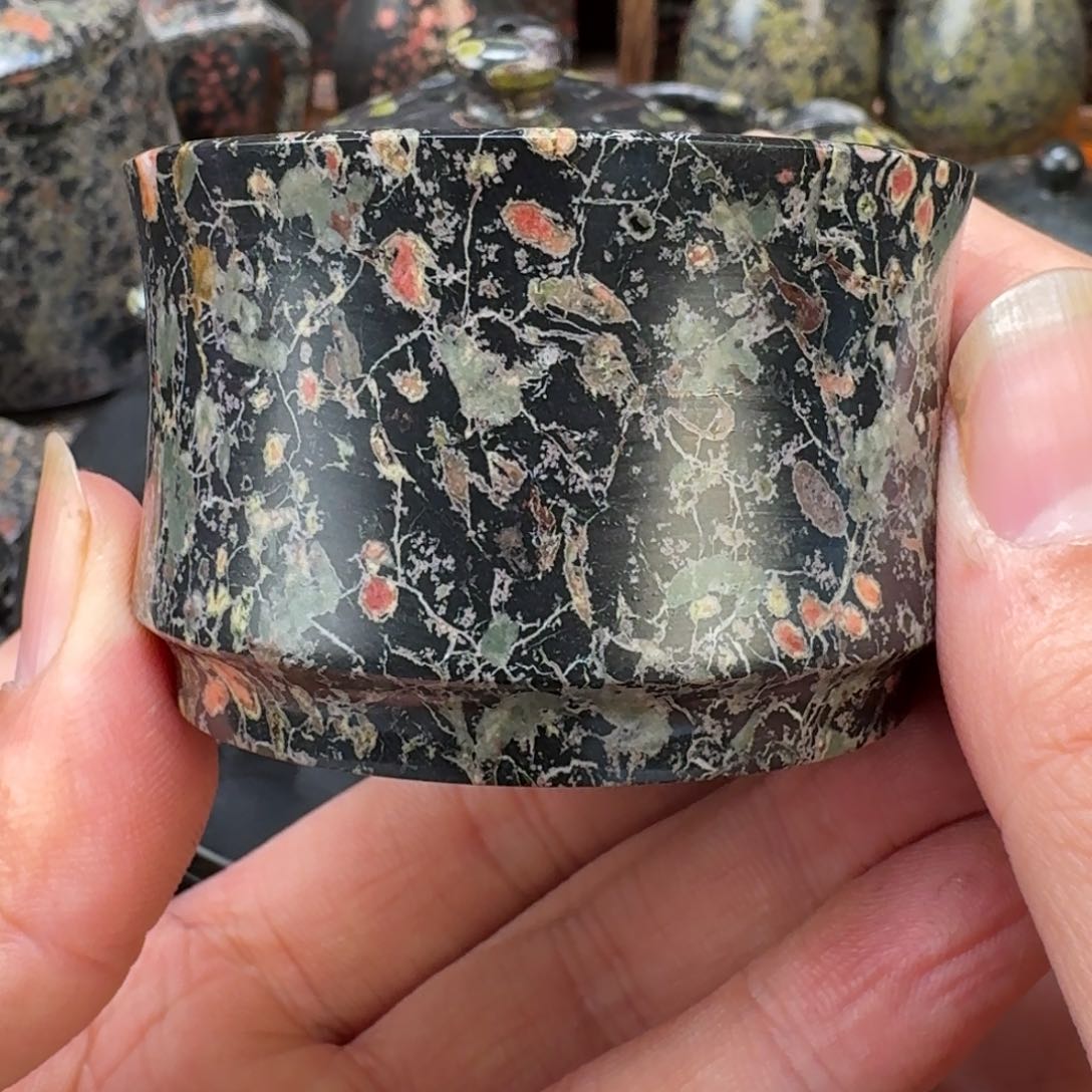 梅花玉精品竹节杯