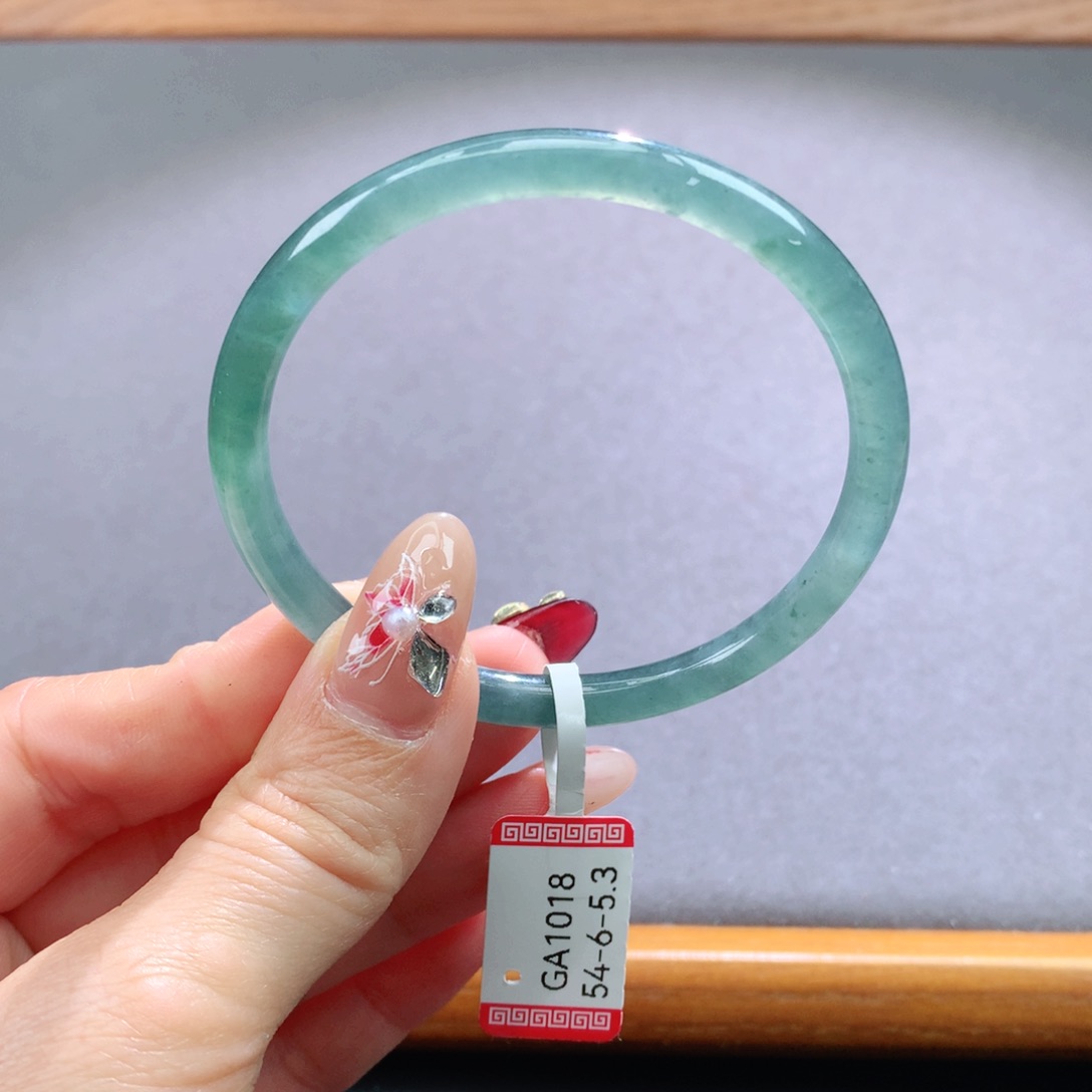 翡翠手镯未镶嵌天然翡翠手镯叮当镯