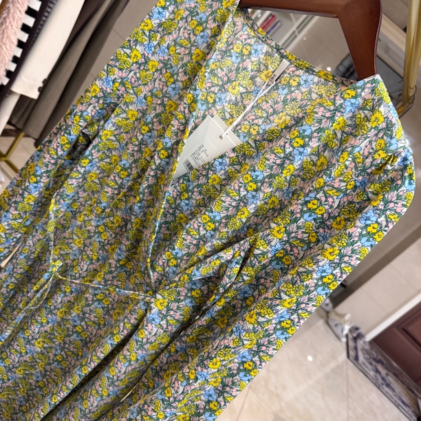 孤品返季清仓No退No换复古长袖小碎花V领高腰连衣裙