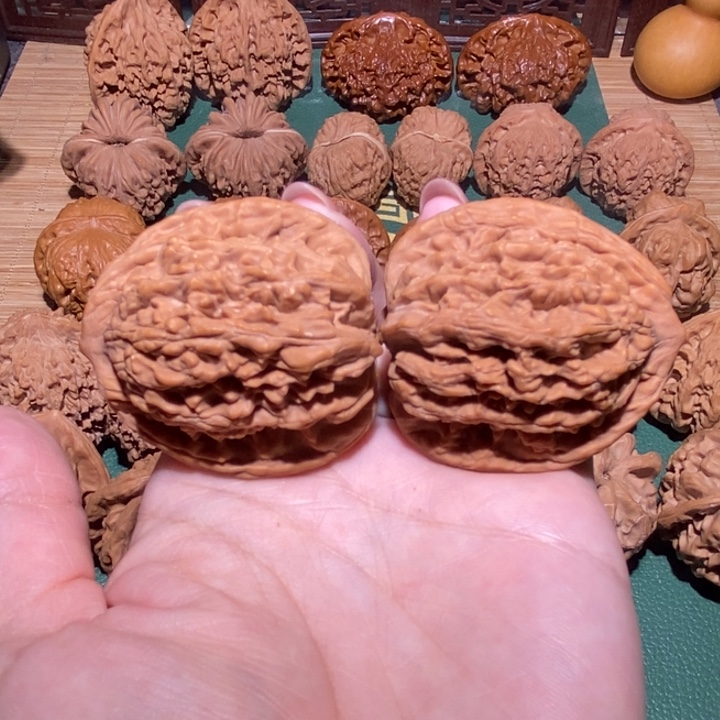 吊坠文玩核桃1*3虎头