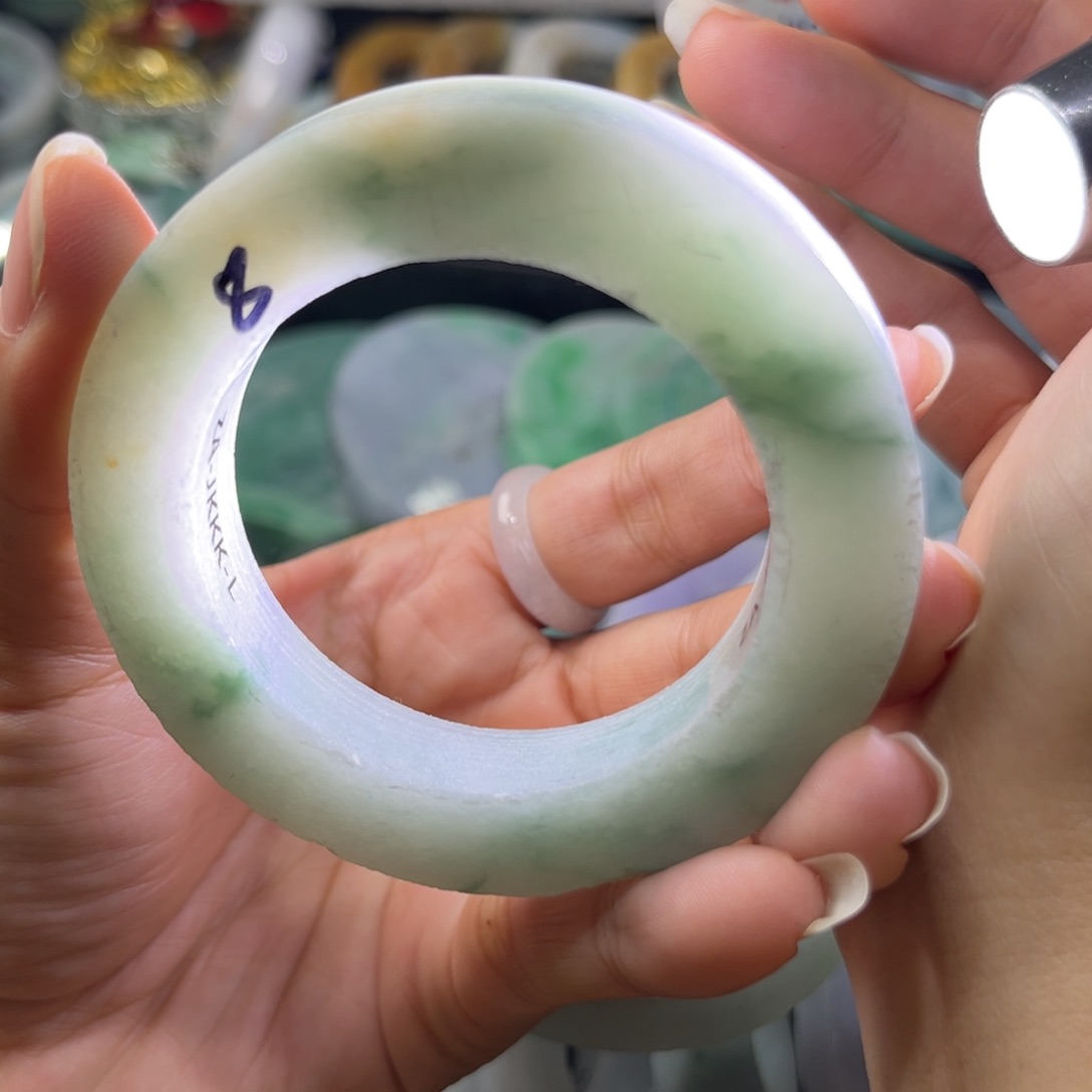 定制翡翠手镯未镶嵌