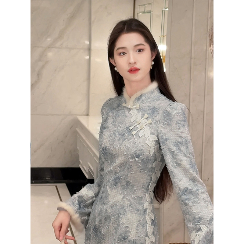 凌茜 凌茜【望舒】新中式国风剪花炒色花边肌理感水貂毛唐装裙子