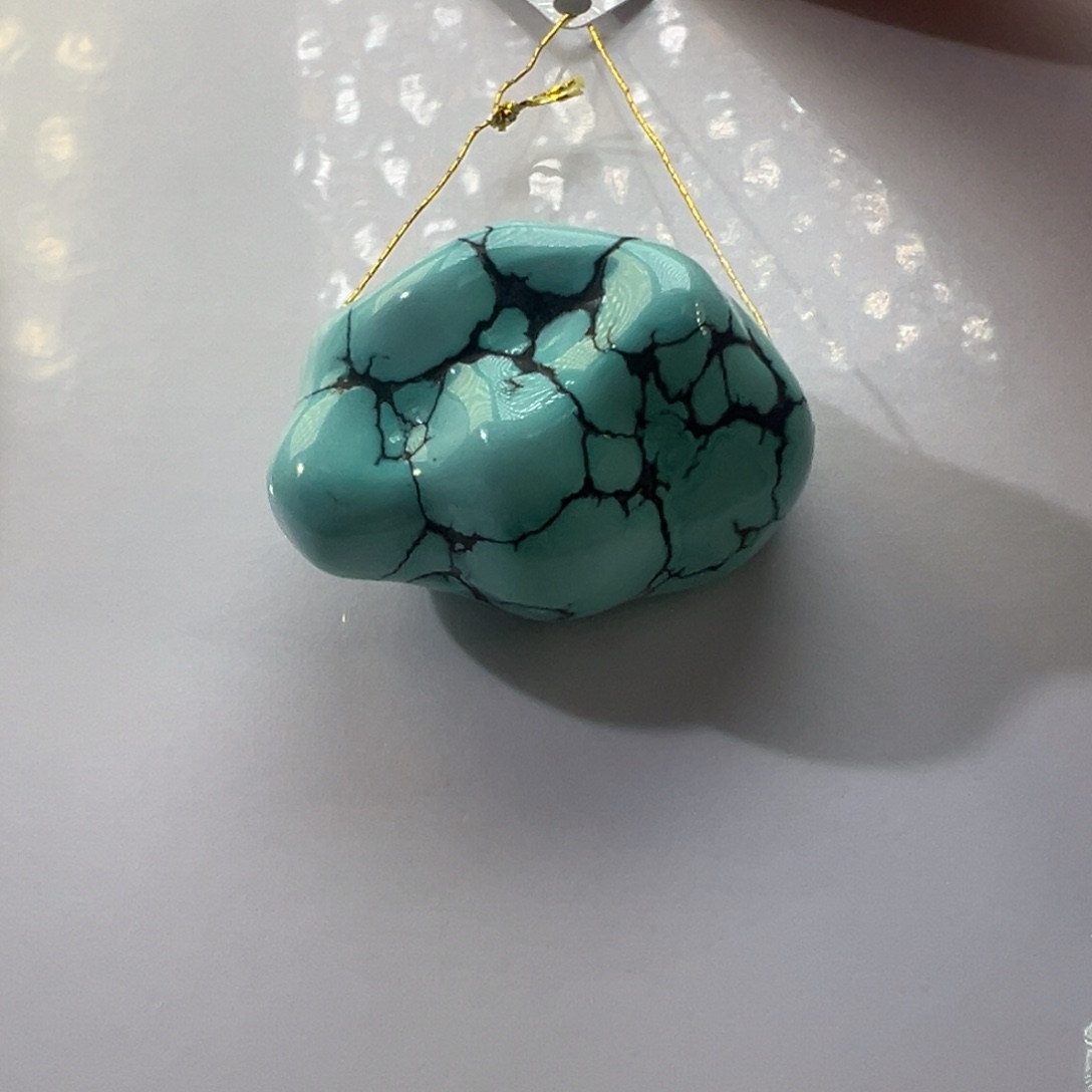 绿松石未镶嵌挂件