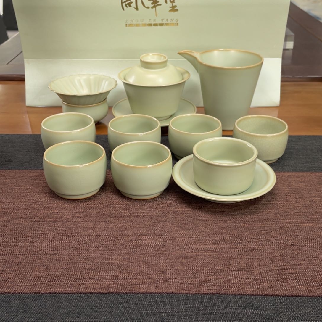 方*华粉青汝官窑知足套组