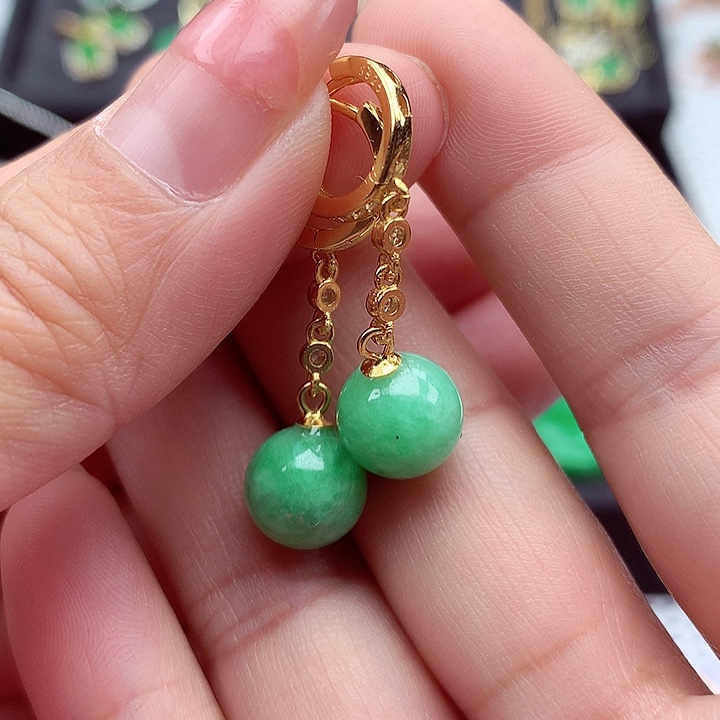 翡翠颈饰银S925镶嵌翡翠