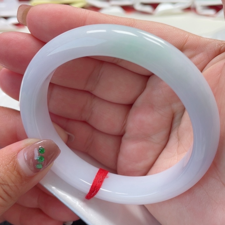 翡翠手镯未镶嵌缅甸翡翠手镯61圈