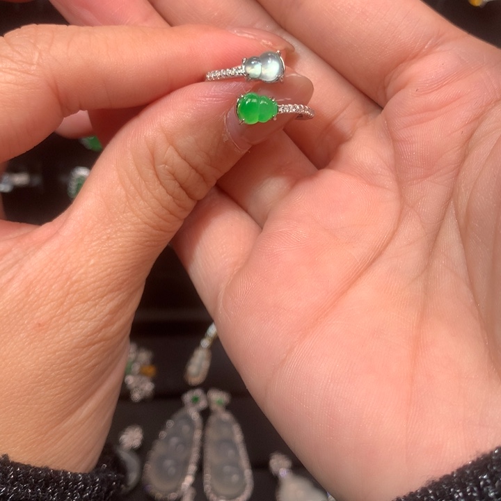 胖***儿翡翠银S925镶嵌戒指戒指