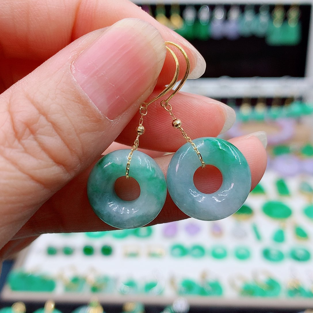 翡翠耳饰18K金镶嵌的