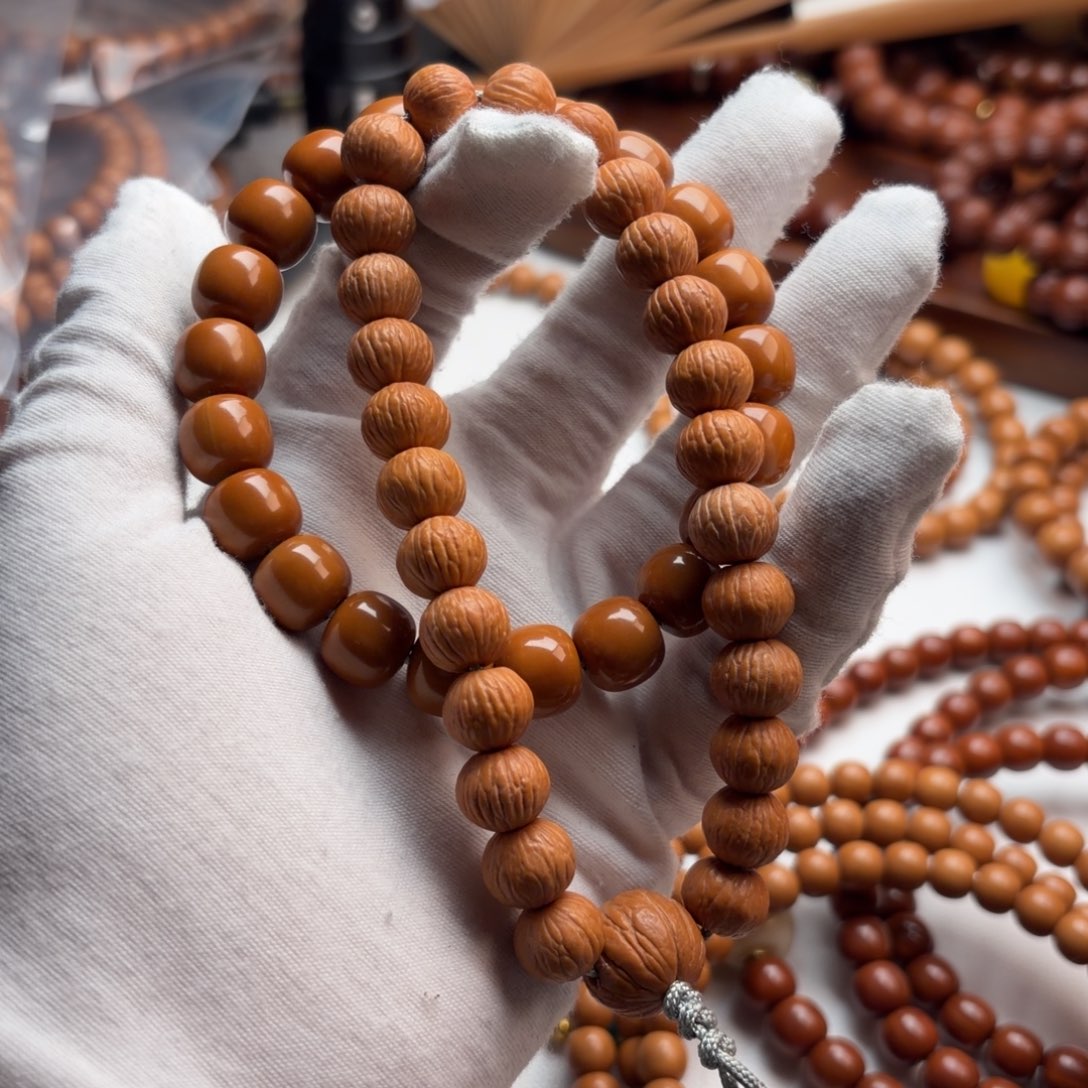 *****猴头核桃吊坠小馒头