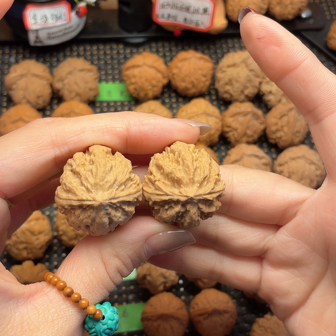 文玩核桃吊坠30➕全品大粗筋0009