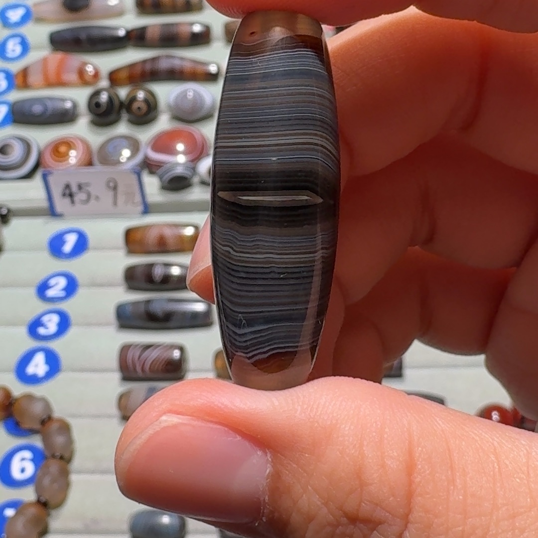 黑***黑玛瑙/玉髓未镶嵌珠宝半成品